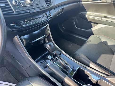 Used 2017 Honda Accord Sport Special Edition image 21