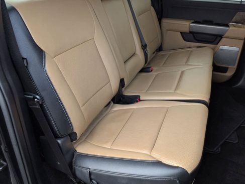 Used 2022 Ford F150 Lariat image 21