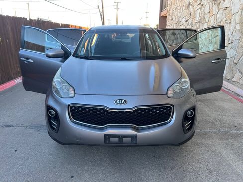 Used 2018 Kia Sportage LX AWD/4WD image 7