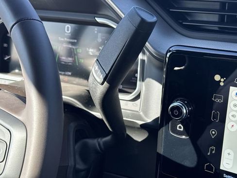 New 2026 GMC Sierra 3500 Denali w/ Technology Package image 20