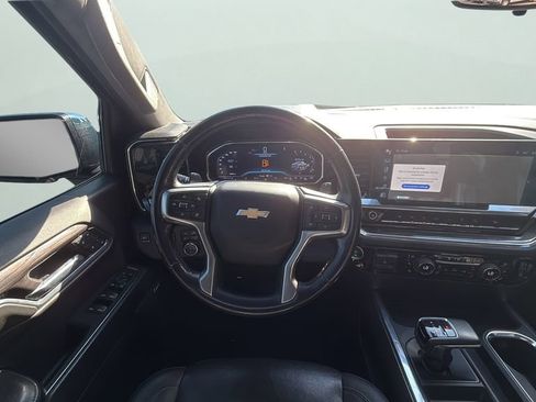 Used 2022 Chevrolet Silverado 1500 LTZ w/ LTZ Premium Package image 17