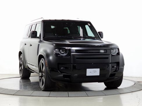 Used 2024 Land Rover Defender 130 X image 10