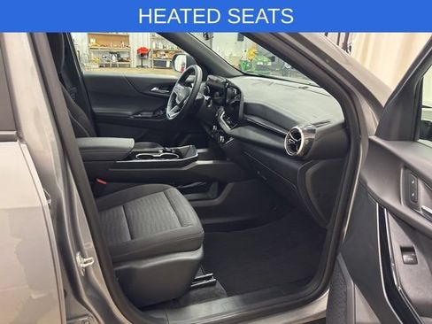 Used 2026 Chevrolet Equinox LT FWD image 13