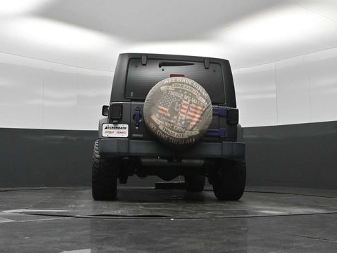 Used 2017 Jeep Wrangler Sport w/ Quick Order Package 24S AWD/4WD image 24