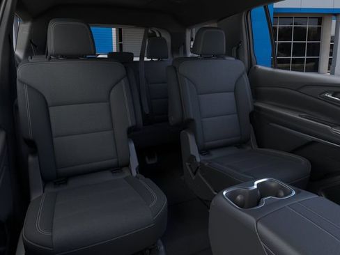 New 2027 Chevrolet Traverse LT w/ Midnight/Sport Edition FWD image 17