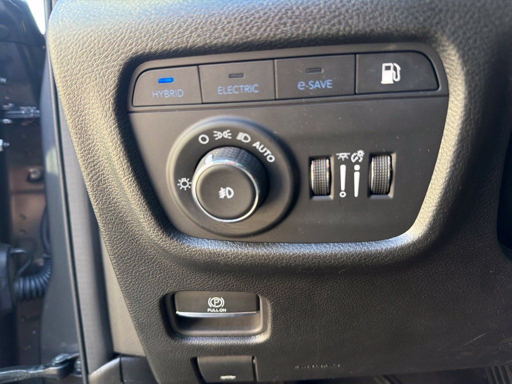 Used 2024 Jeep Grand Cherokee Limited 4xe AWD/4WD image 18