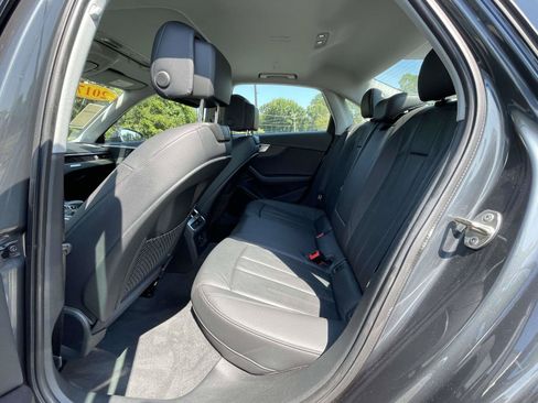 Used 2017 Audi A4 2.0T Ultra Premium w/ Convenience Package FWD image 10