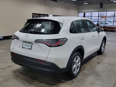 Certified 2025 Honda HR-V LX image 6