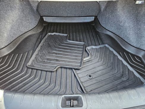 Used 2014 Honda Accord EX-L image 10