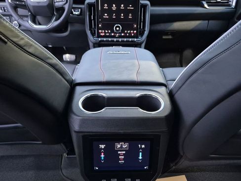 New 2026 GMC Yukon AT4 Ultimate AWD/4WD image 37