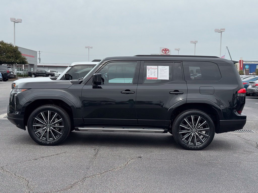 Used 2024 Lexus GX 550 w/ Accessory Package (31) AWD/4WD image 8