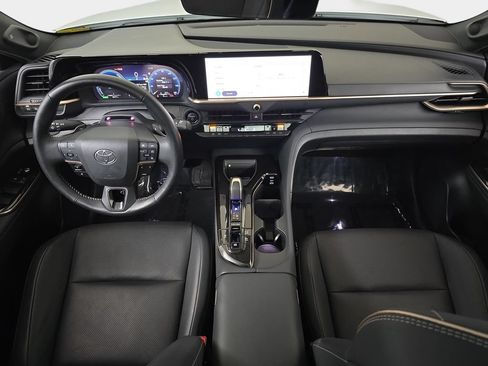 Used 2025 Toyota Crown Signia w/ Advanced Technology Package AWD/4WD image 12