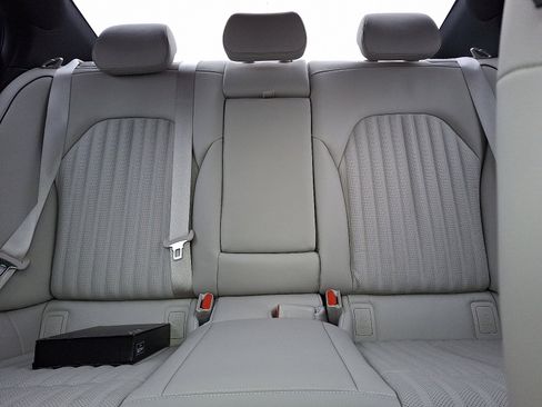 Certified 2023 Genesis G70 2.0T w/ Sport Prestige Package image 19