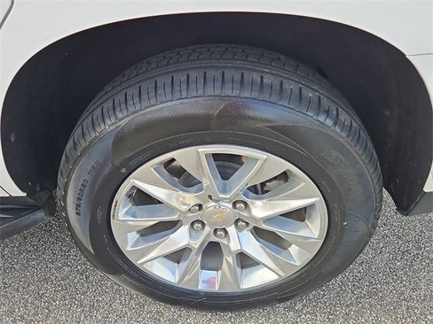 Used 2024 Chevrolet Tahoe Premier image 8