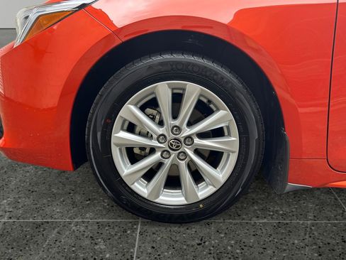 Used 2026 Toyota Corolla SE FWD image 4