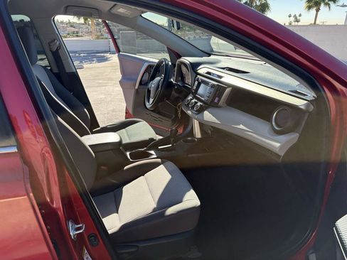 Used 2013 Toyota RAV4 LE image 20