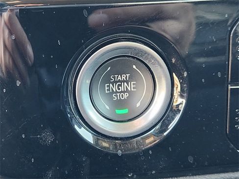 Used 2023 Chevrolet Silverado 1500 LT image 20