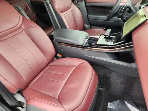 Certified 2024 Land Rover Range Rover Sport Autobiography AWD/4WD image 9