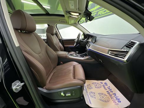 Used 2022 BMW X7 xDrive40i w/ Premium Package AWD/4WD image 31