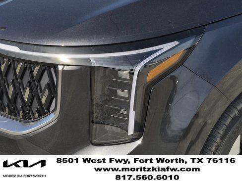 New 2026 Kia Carnival EX FWD image 5