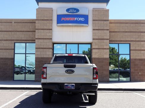 Used 2025 Ford Ranger Lariat w/ FX4 Off-Road Package image 7
