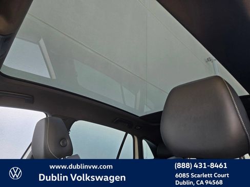 Certified 2023 Volkswagen ID.4 Pro S AWD/4WD image 17