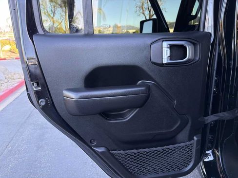 Used 2022 Jeep Wrangler Unlimited Sport AWD/4WD image 47