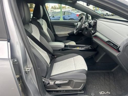 Used 2023 Volkswagen ID.4 Pro image 50