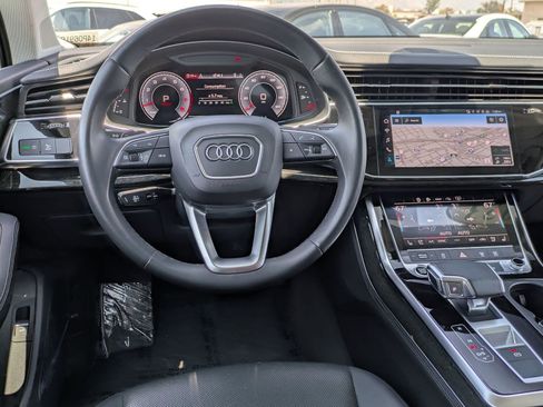 Used 2023 Audi Q7 3.0T Premium Plus w/ Premium Plus Package AWD/4WD image 8