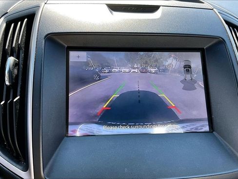 Used 2020 Ford Edge SEL FWD image 14