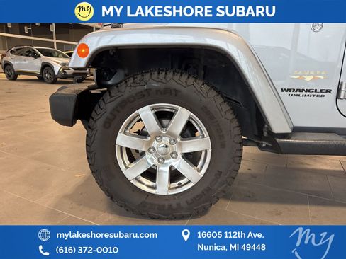 Used 2015 Jeep Wrangler Unlimited Sahara image 7