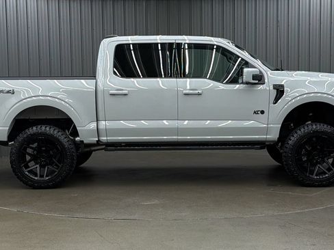 Used 2026 Ford F150 Lariat AWD/4WD image 6