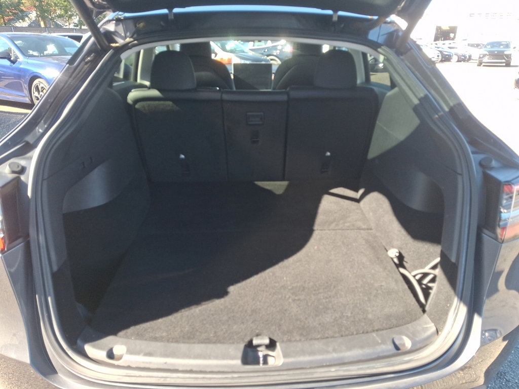 Used 2021 Tesla Model Y Long Range AWD/4WD image 18