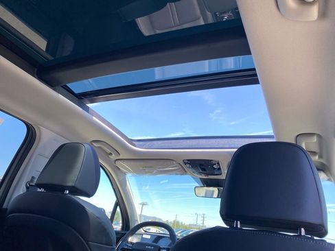 New 2026 Kia Sorento S FWD image 29