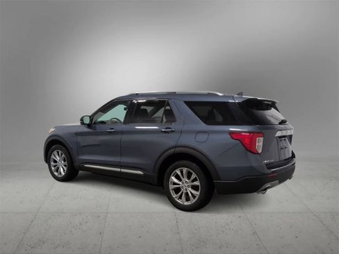 Used 2021 Ford Explorer Limited w/ Equipment Group 301A image 6