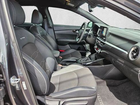 Used 2023 Kia Forte GT-Line FWD image 17