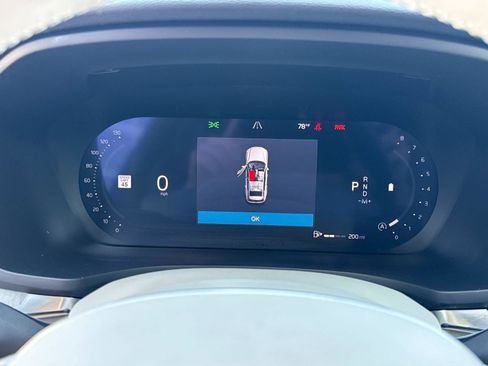 New 2026 Volvo V60 B5 Cross Country Plus w/ Climate Package image 28