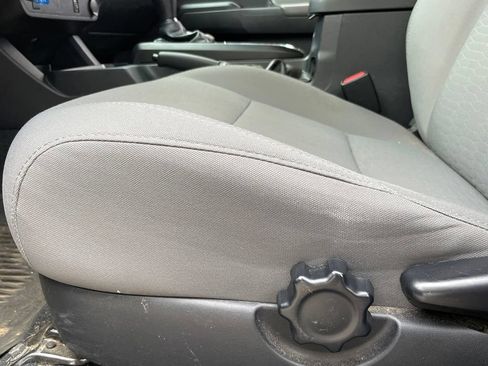 Used 2019 Toyota Tacoma SR w/ SR Convenience Package RWD image 10