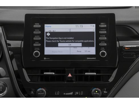 Used 2023 Toyota Camry SE image 14