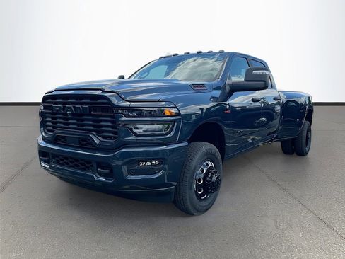 New 2026 RAM 3500 Big Horn AWD/4WD image 3