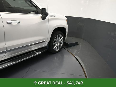 Used 2022 Chevrolet Silverado 1500 High Country w/ High Country Premium Package image 24