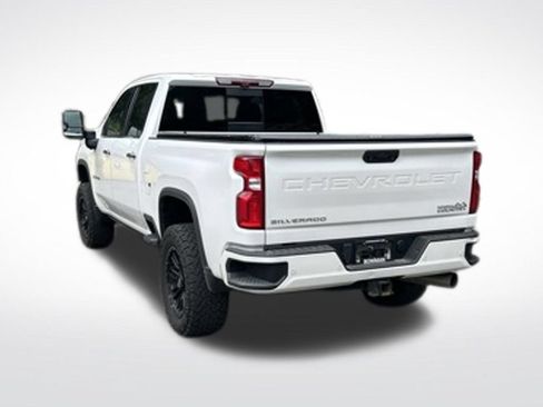 Used 2020 Chevrolet Silverado 2500 High Country w/ Z71 Off-Road Package AWD/4WD image 9