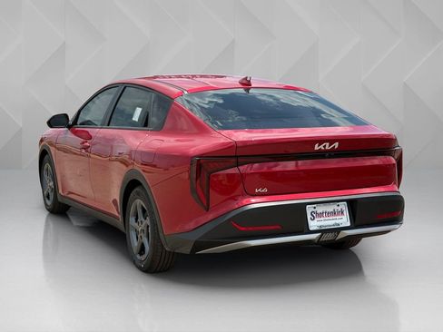 New 2026 Kia K4 FWD image 7