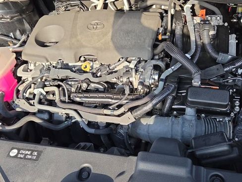 Used 2022 Toyota Sienna XSE image 10