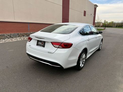 Used 2015 Chrysler 200 Limited w/ Convenience Group image 6