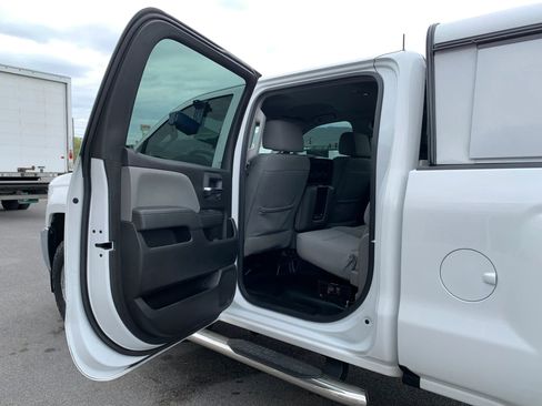 Used 2019 Chevrolet Silverado 2500 W/T image 24