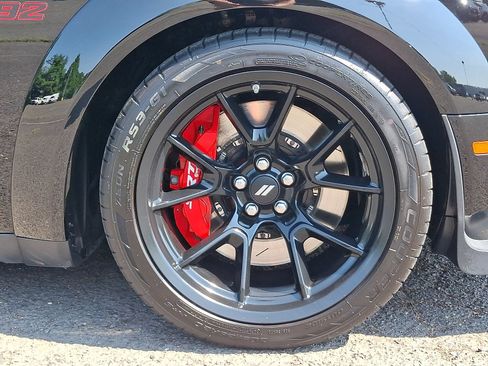 Used 2023 Dodge Challenger R/T Scat Pack RWD image 9