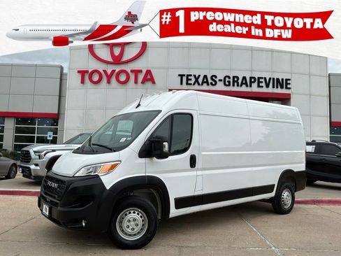 Used 2026 RAM ProMaster 2500 w/ Convenience Group FWD image 1