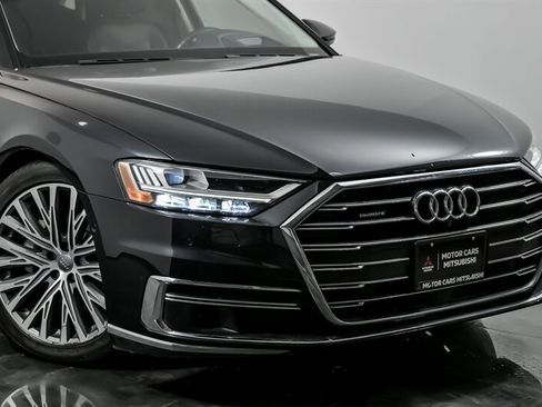 Used 2019 Audi A8 L 3.0T w/ Luxury Package image 2