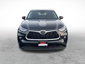 Certified 2023 Toyota Highlander XLE video 2